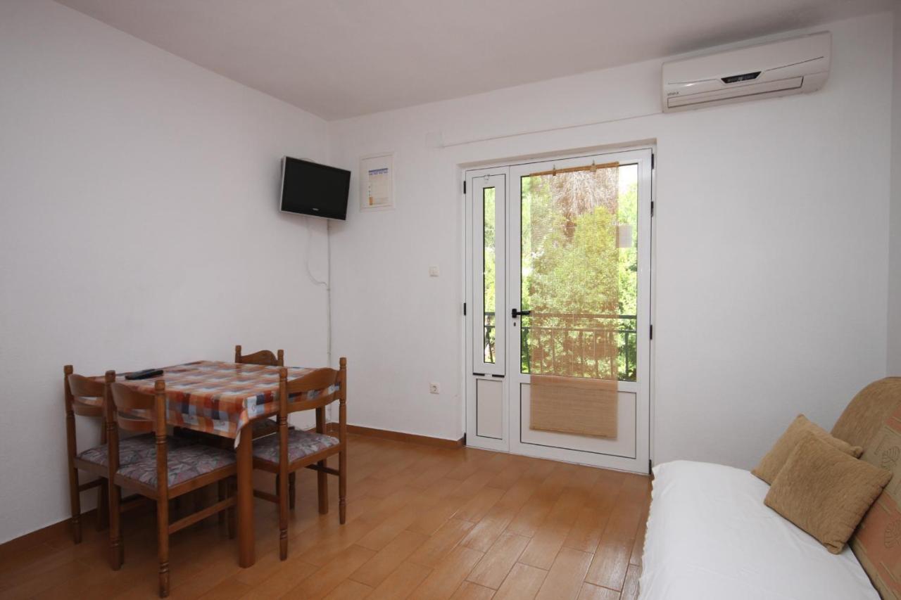 Apartments With A Parking Space Zivogosce - Porat, Makarska - 6700 Igrane Bagian luar foto